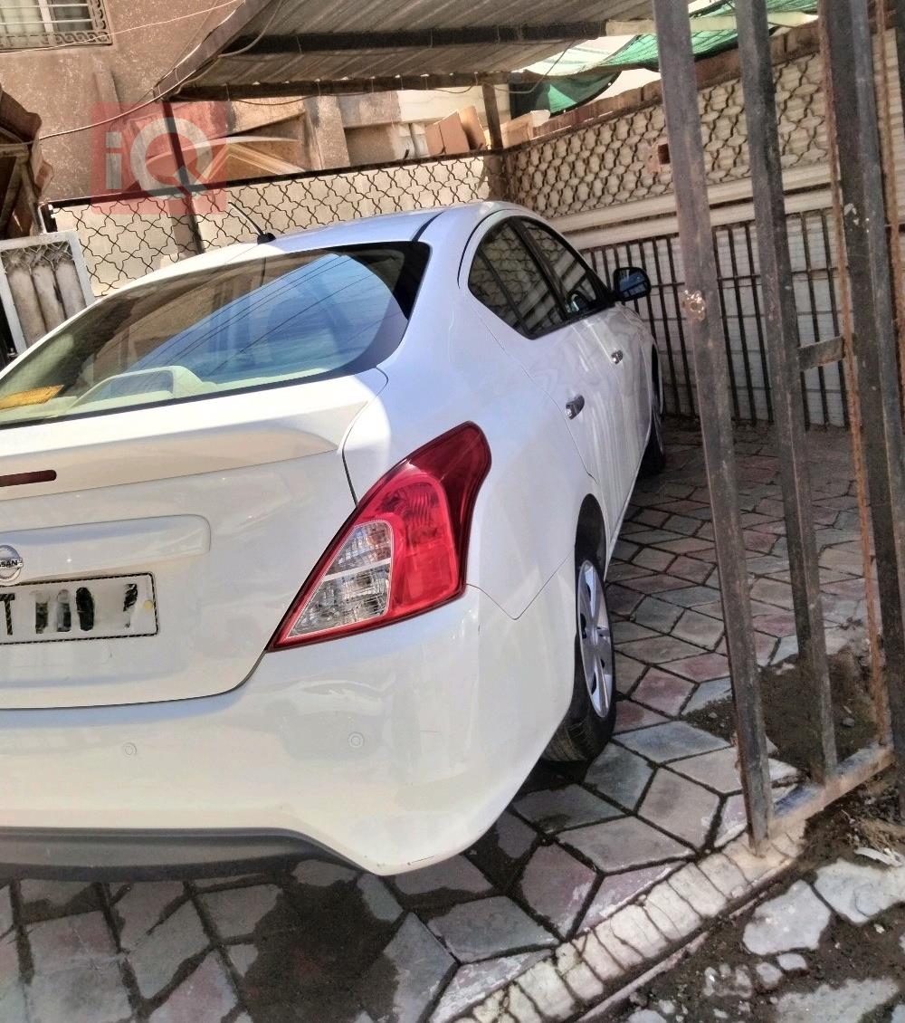 نيسان صني